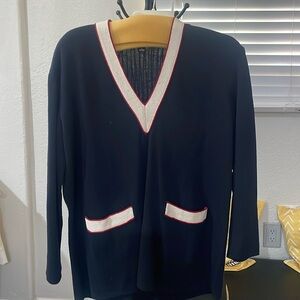 DKNY SWEATER
